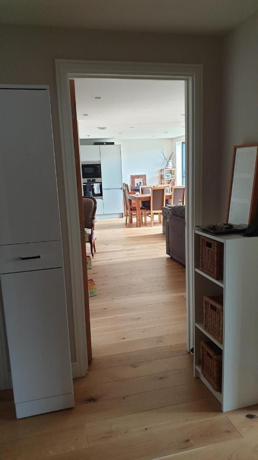 1 Double Guest Bedroom In My Home North Leeds Horsforth Extérieur photo